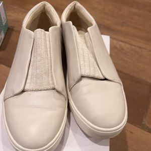 off white vince shoes in great condition